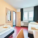 Djh Jugendgaestehaus Adolph Kolping * דורטמונד
