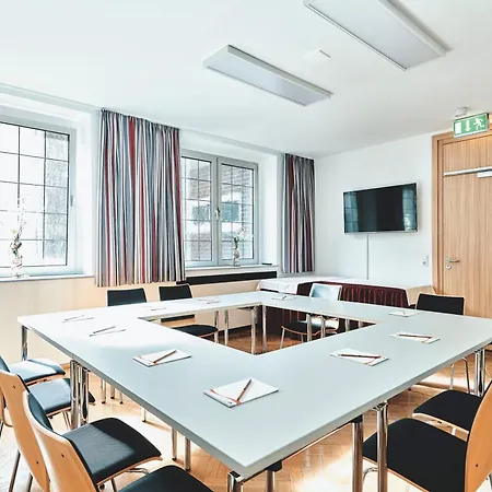 Djh Jugendgaestehaus Adolph Kolping *