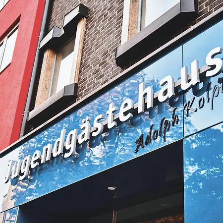 호스텔 Djh Jugendgaestehaus Adolph Kolping