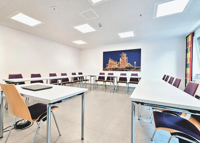 Djh Jugendgaestehaus Adolph Kolping Vandrerhjem *