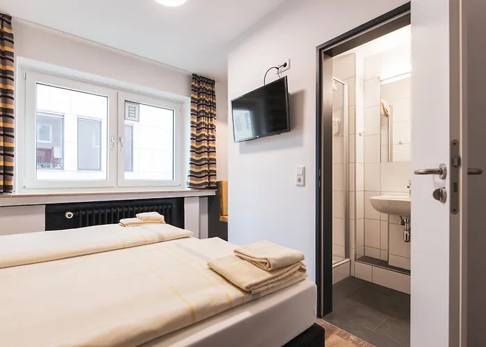 Djh Jugendgaestehaus Adolph Kolping Vandrerhjem *