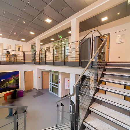 אכסניה Djh Jugendgaestehaus Adolph Kolping *