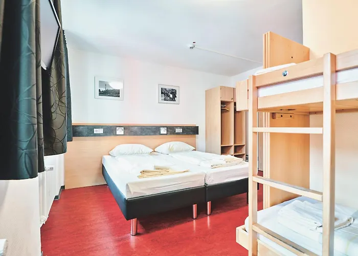 Djh Jugendgaestehaus Adolph Kolping Hostel